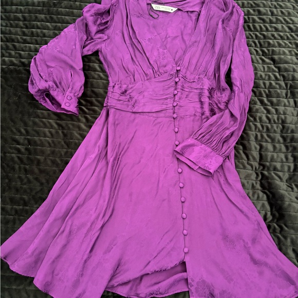 Satin button up purple dress - Picture 2 of 5